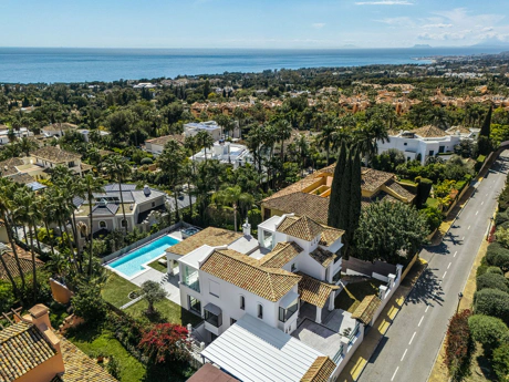 Villa for sale in Marbella Golden Mile