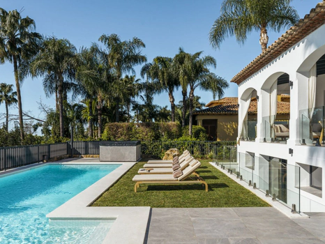 Villa for sale in Marbella Golden Mile