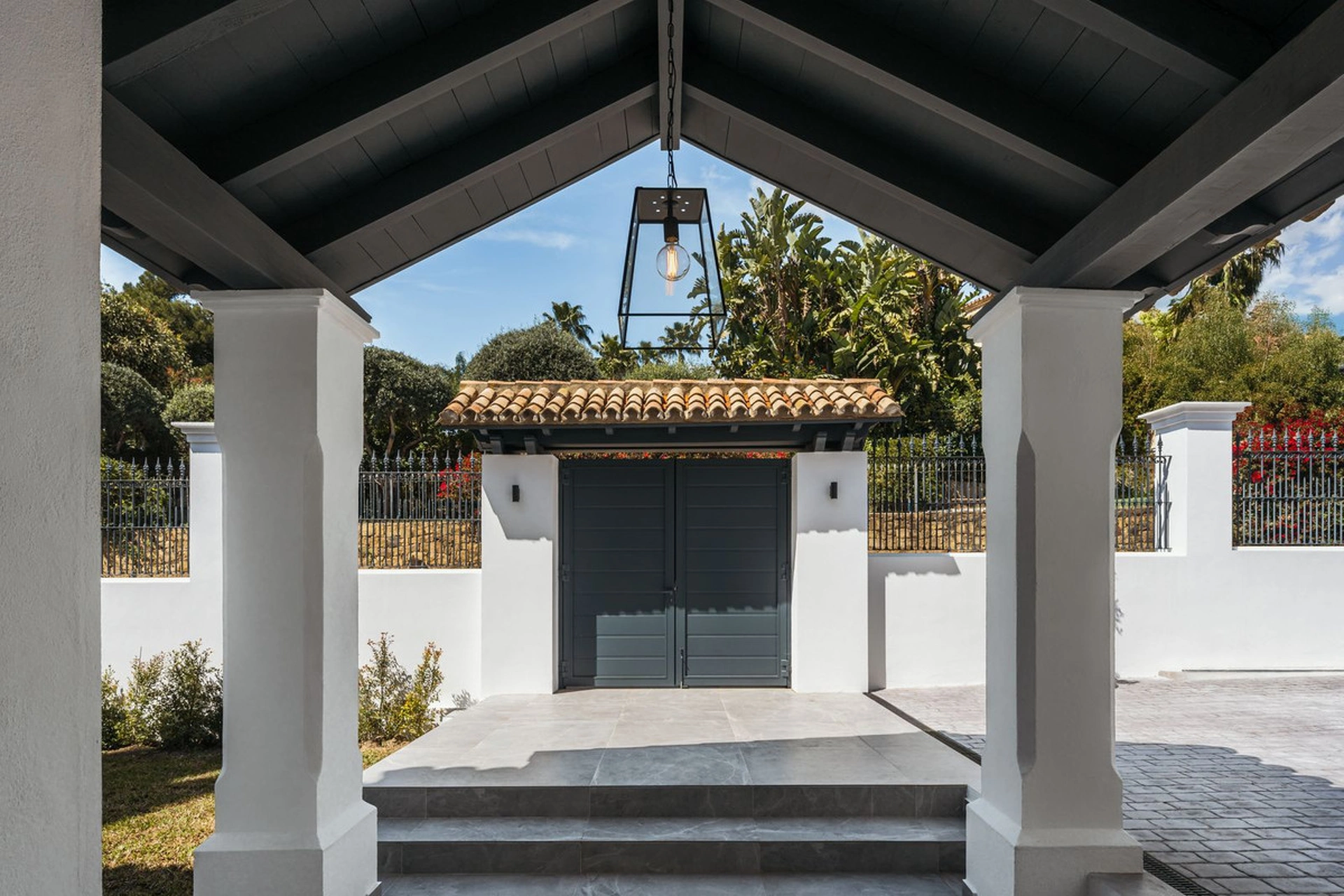 Villa for sale in Marbella Golden Mile