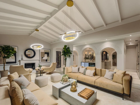 Villa for sale in Marbella Golden Mile