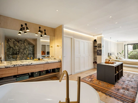 4 Bedrooms - Sea Views - Blend of Andalusian Heritage and Nordic Sophistication on the Golden Mile