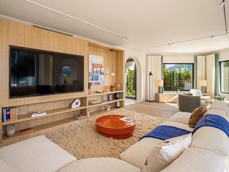 Villa for sale in Nueva Andalucia, Marbella