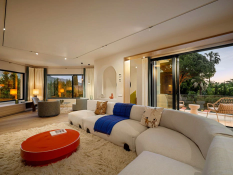 Villa for sale in Nueva Andalucia, Marbella