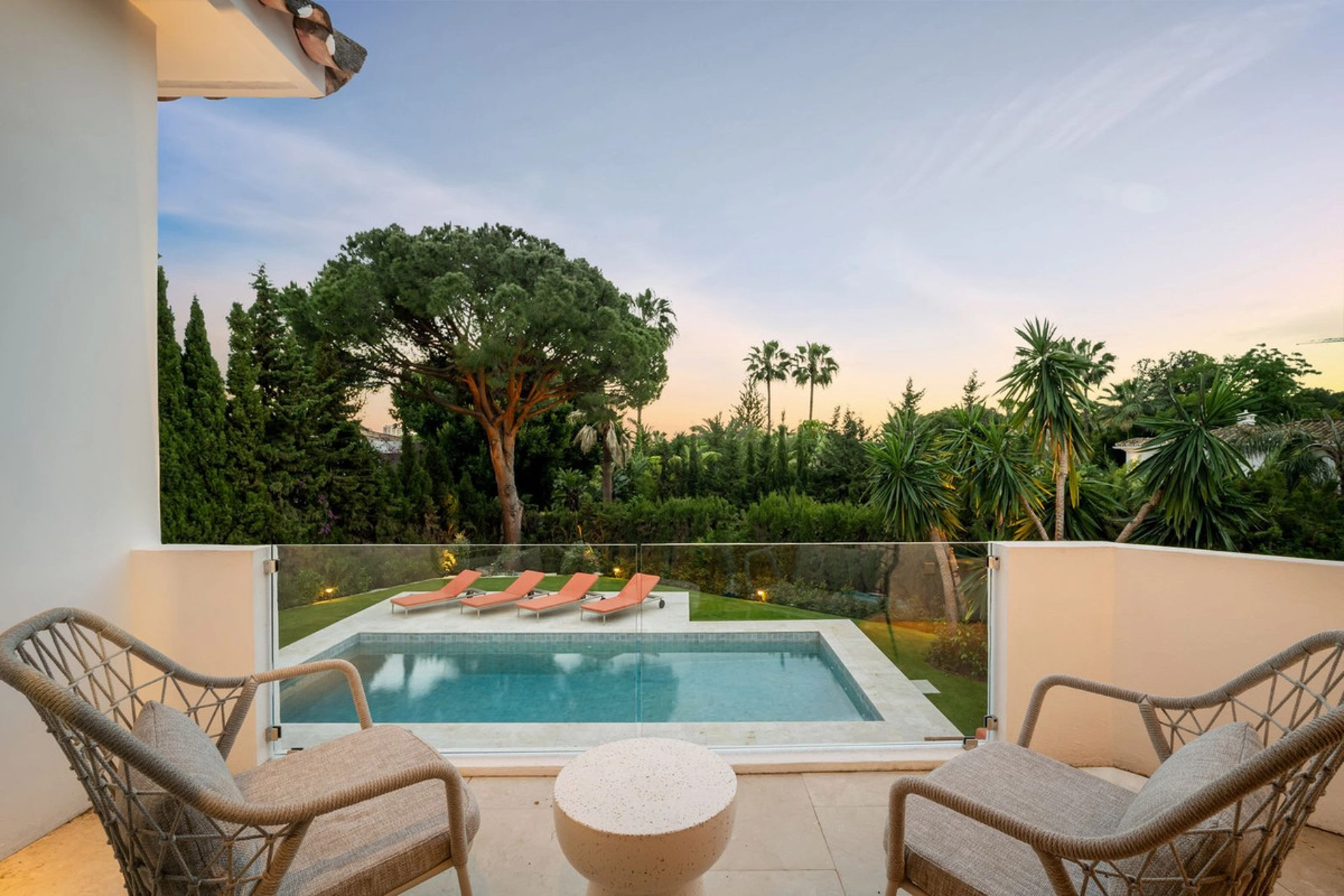 Villa for sale in Nueva Andalucia, Marbella