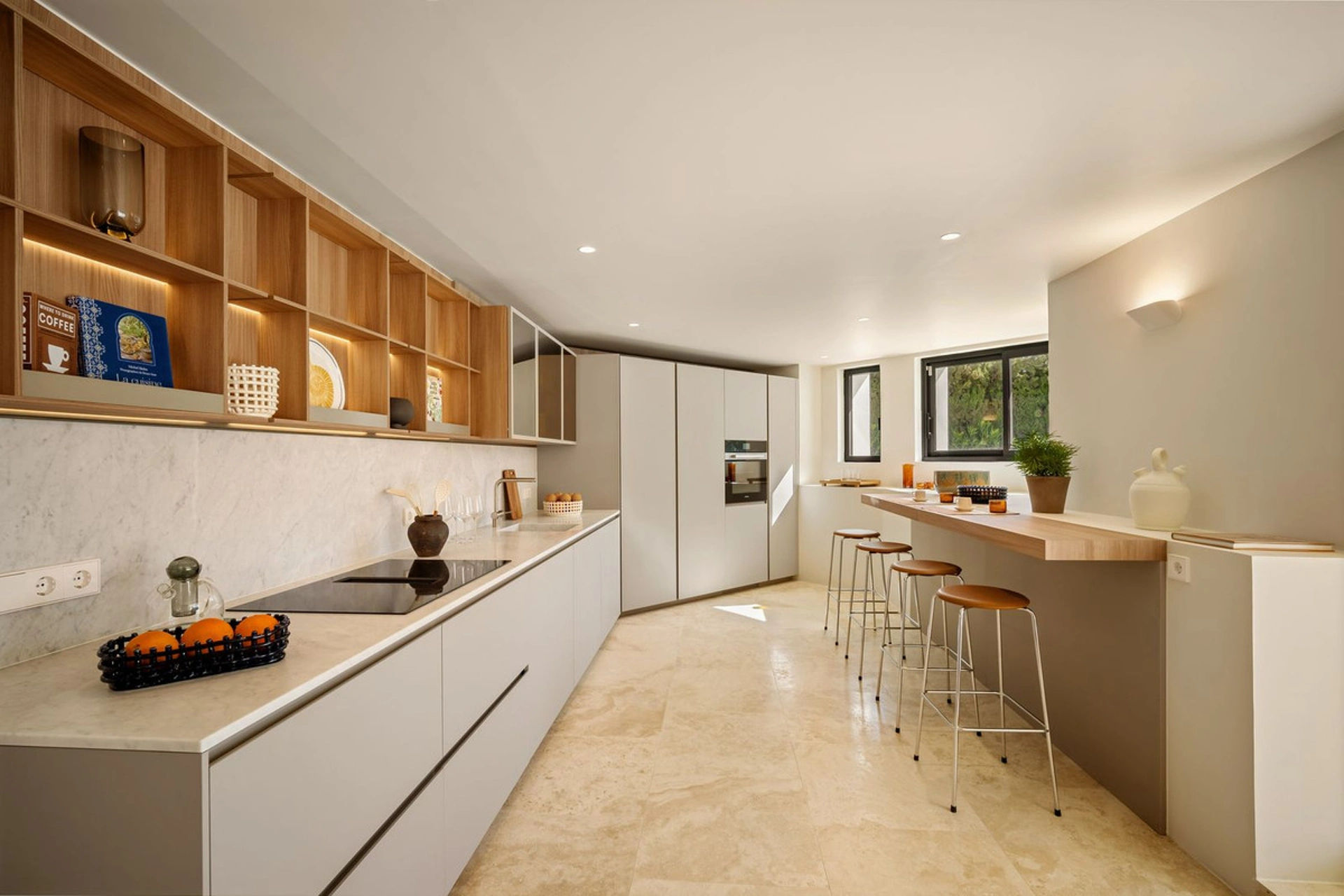 Villa for sale in Nueva Andalucia, Marbella