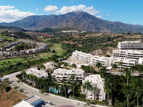 Apartment for sale in Estepona