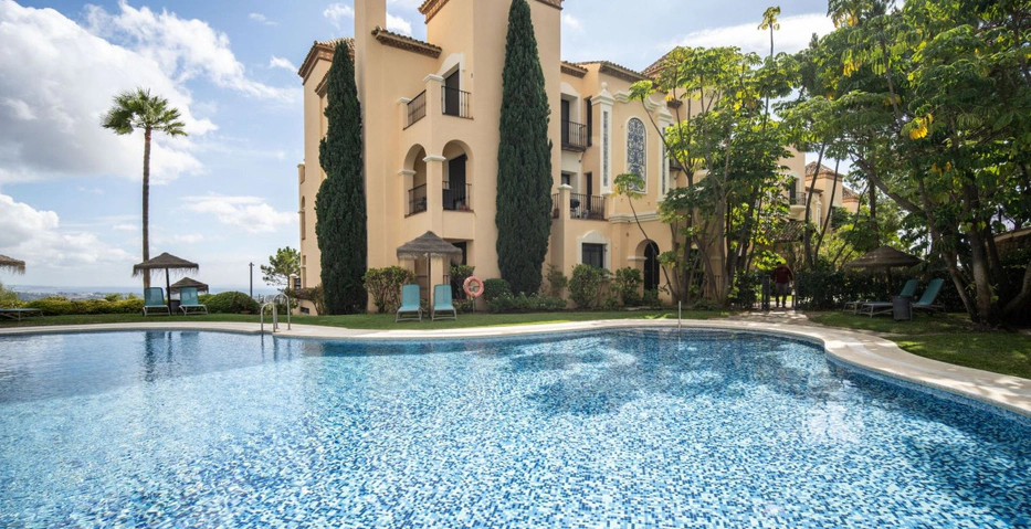 Penthouse for sale in La Quinta, Benahavis