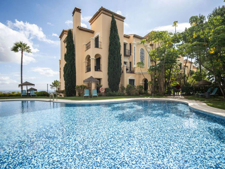 Penthouse for sale in La Quinta, Benahavis