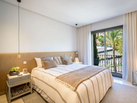 Penthouse for sale in La Quinta, Benahavis