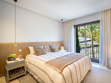 Penthouse for sale in La Quinta, Benahavis