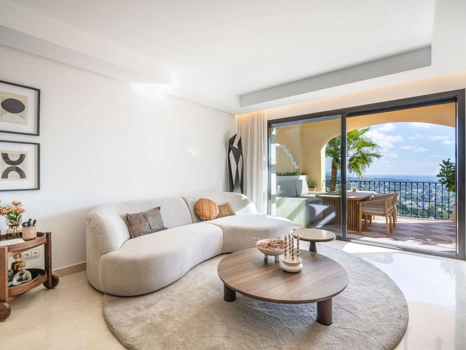Penthouse for sale in La Quinta, Benahavis