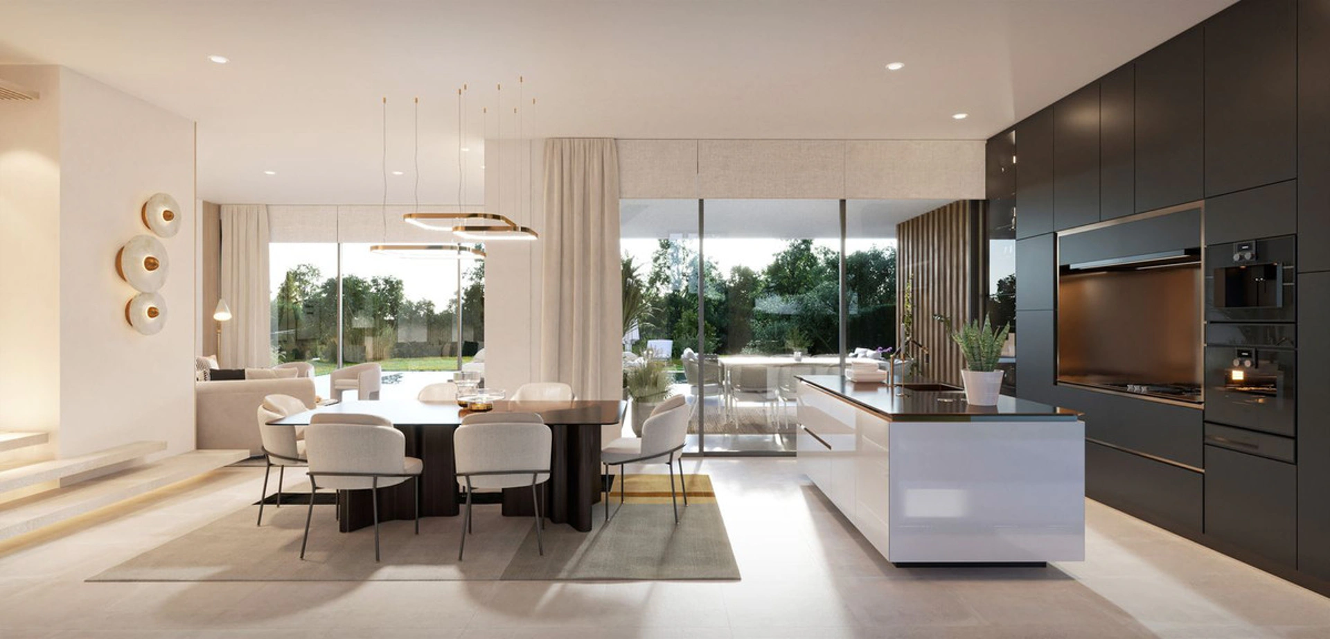 Villa for sale in New Golden Mile, Estepona East