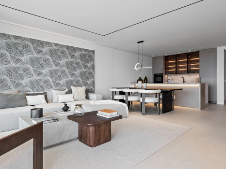 Apartment for sale in New Golden Mile, Estepona East