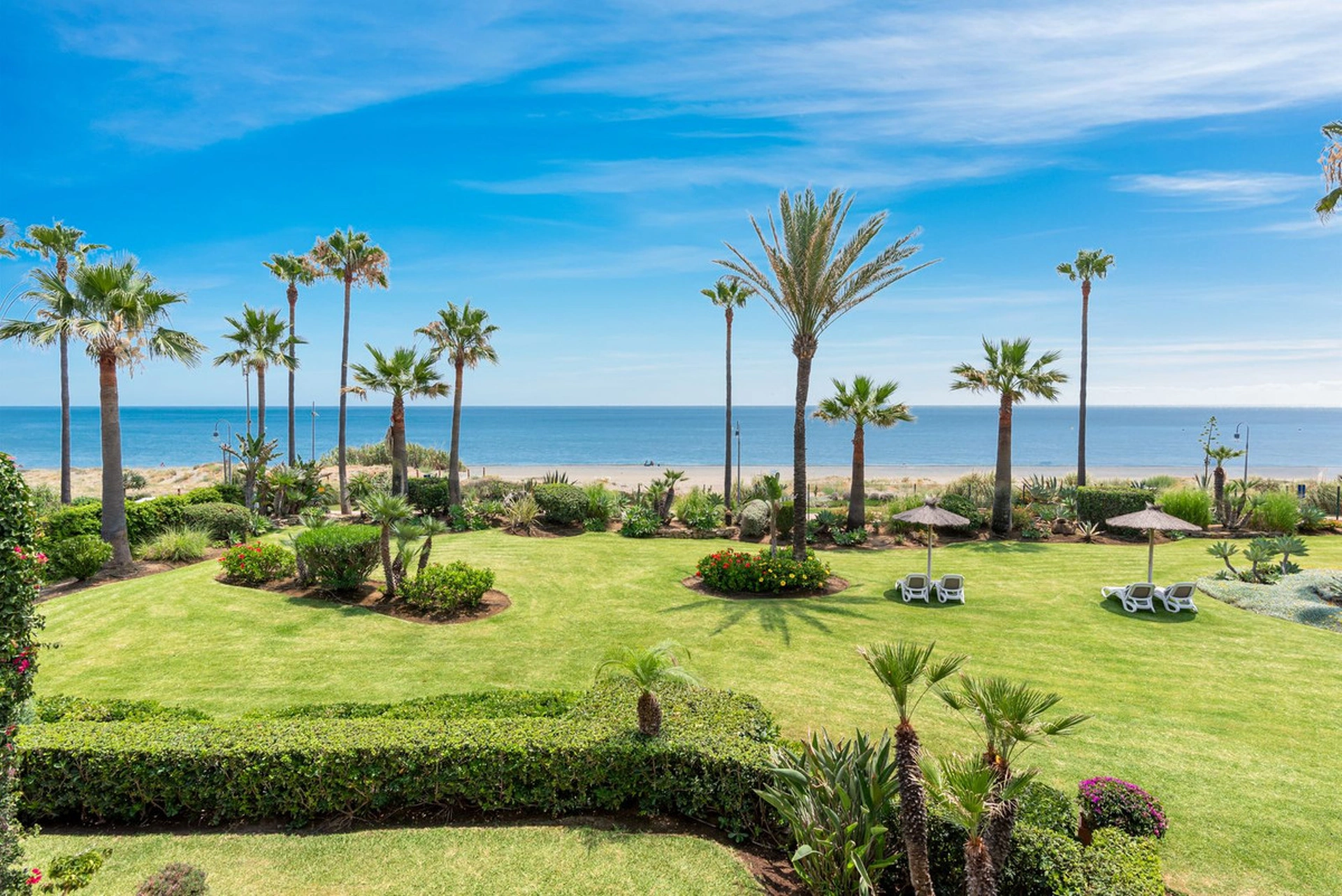 Apartment for sale in New Golden Mile, Estepona East