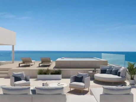 Penthouse for sale in Estepona
