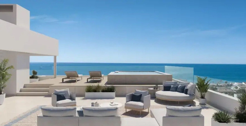 Penthouse for sale in Estepona