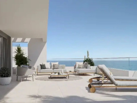 Penthouse for sale in Estepona