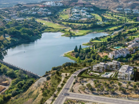 Penthouse for sale in Estepona