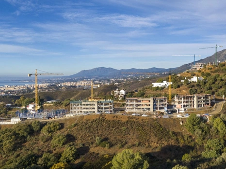 Penthouse for sale in Los Altos de los Monteros, Marbella East