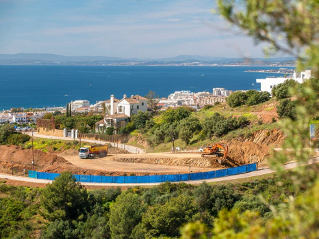 Penthouse for sale in Los Altos de los Monteros, Marbella East