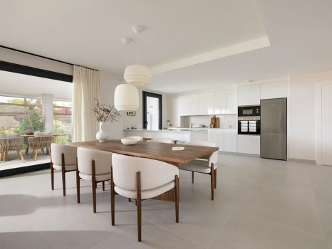 Penthouse for sale in Los Altos de los Monteros, Marbella East