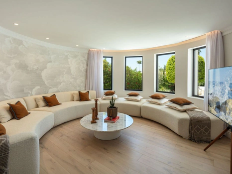 Villa en venta en Aloha, Nueva Andalucia
