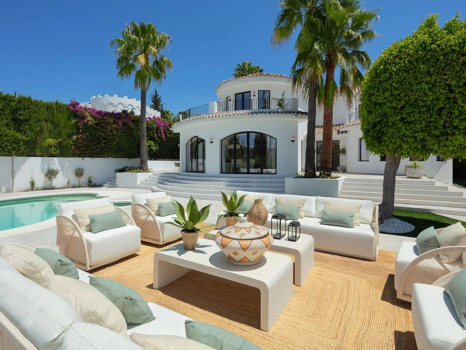 Villa en venta en Aloha, Nueva Andalucia