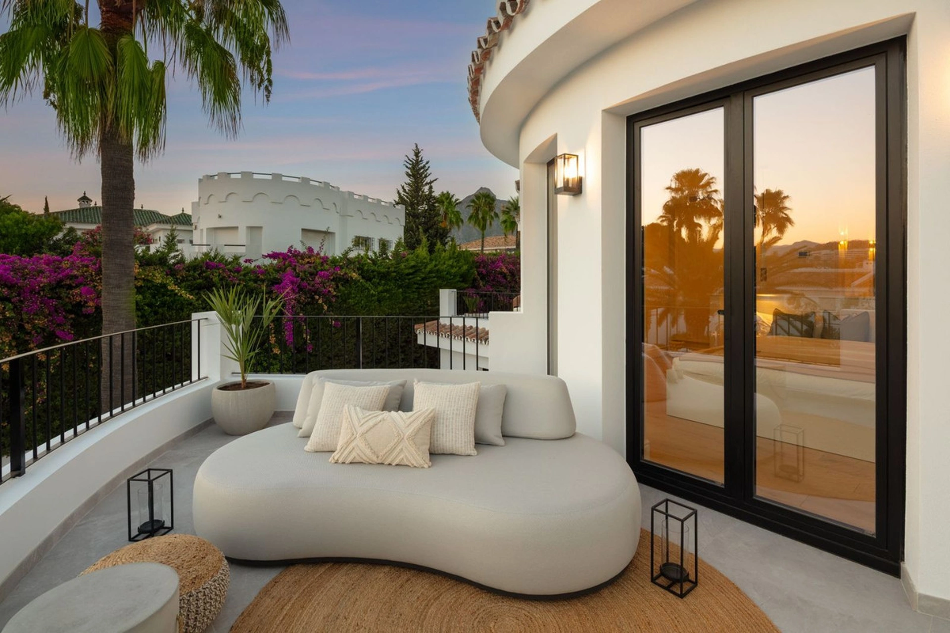 Villa en venta en Aloha, Nueva Andalucia