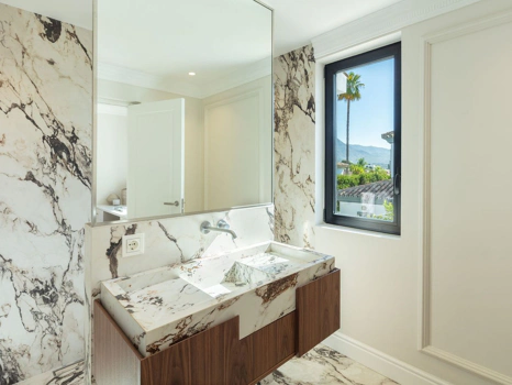 Villa en venta en Aloha, Nueva Andalucia