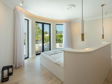 Villa en venta en Aloha, Nueva Andalucia