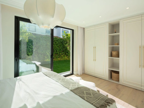 Villa en venta en Aloha, Nueva Andalucia