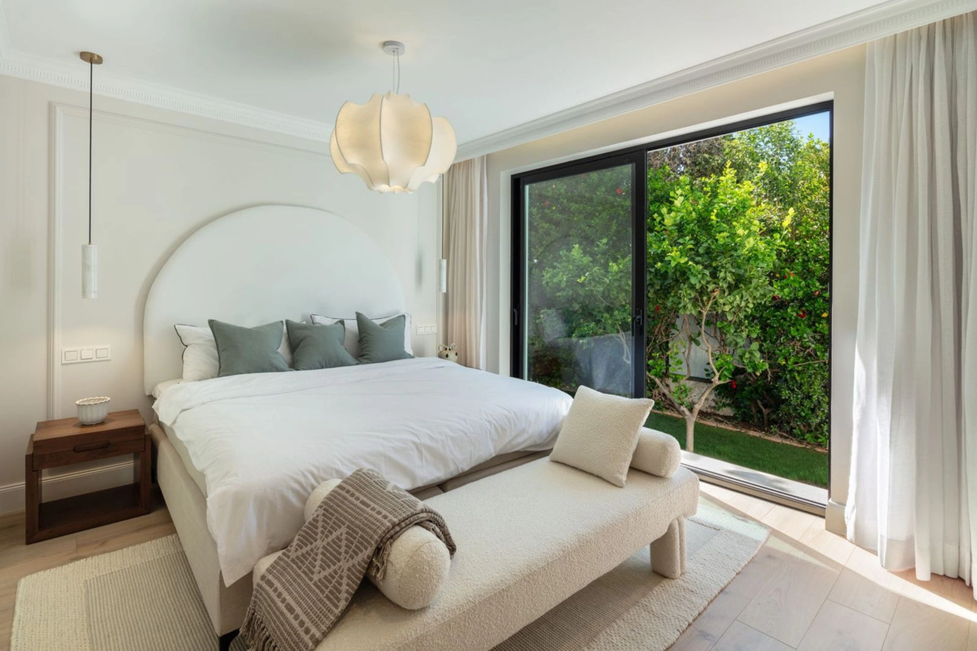 Villa en venta en Aloha, Nueva Andalucia