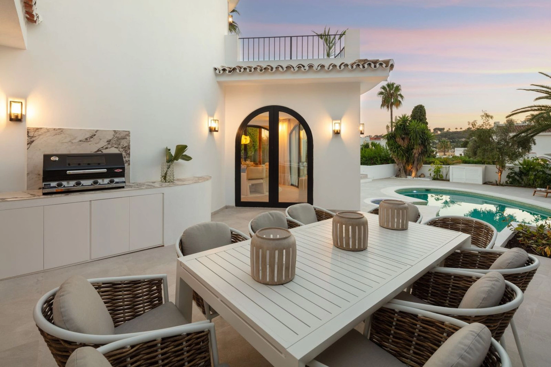Villa en venta en Aloha, Nueva Andalucia