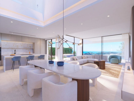 Villa for sale in Estepona