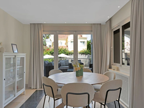 Villa for sale in Marbella - Puerto Banus