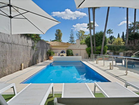 Villa for sale in Marbella - Puerto Banus