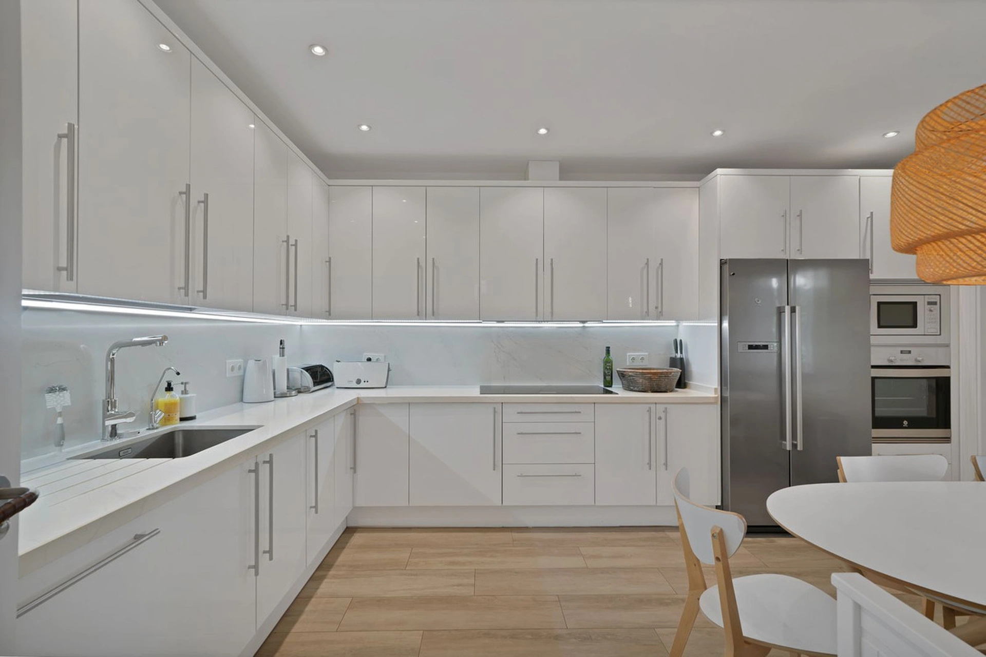 Villa for sale in Marbella - Puerto Banus