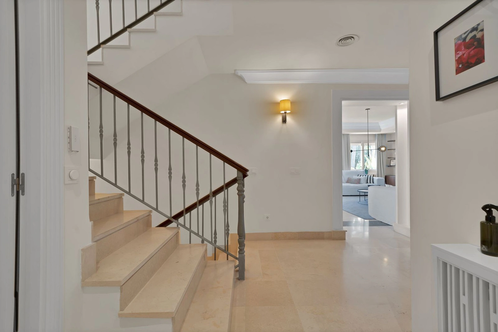 Villa for sale in Marbella - Puerto Banus