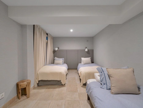 Villa for sale in Marbella - Puerto Banus