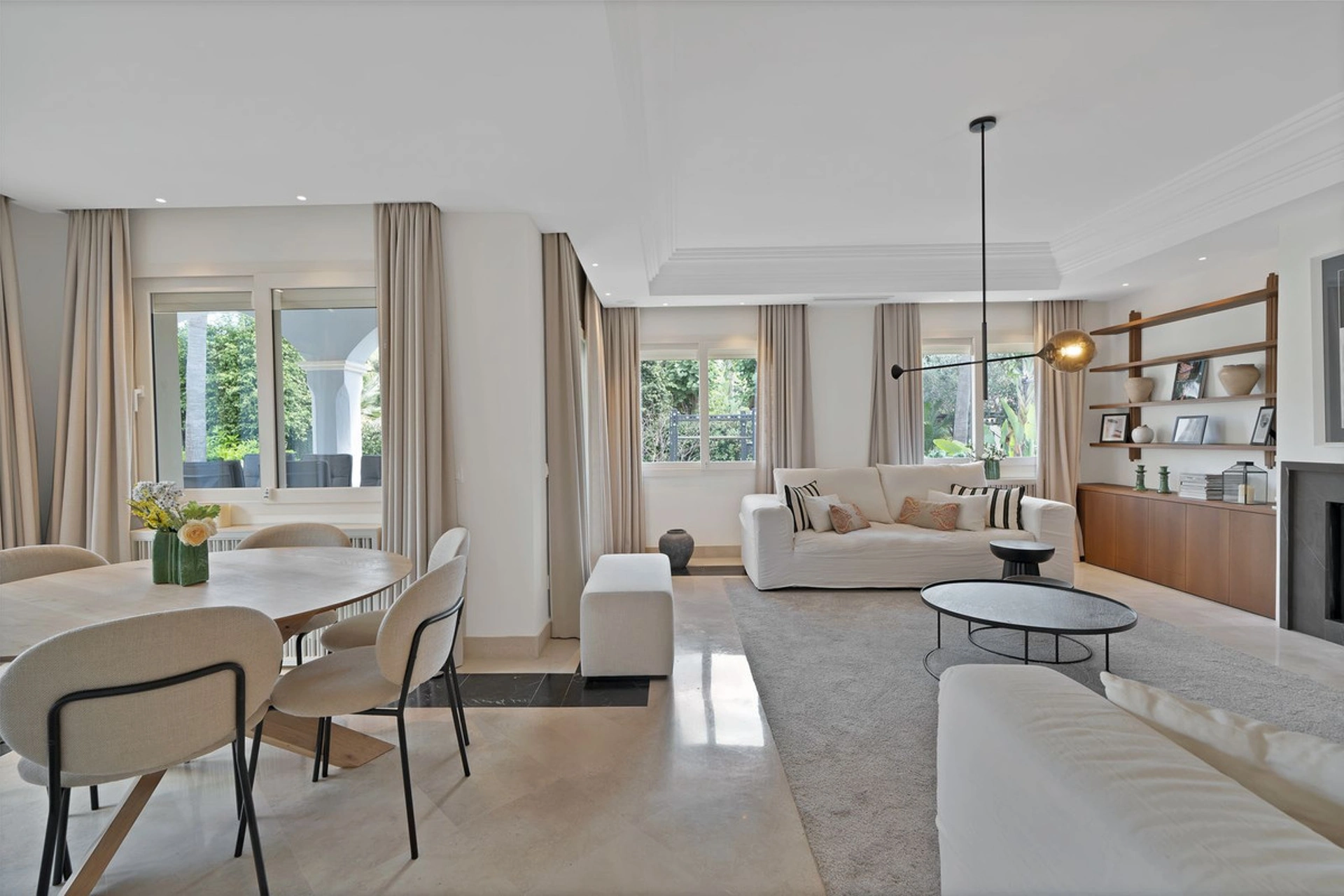 Villa for sale in Marbella - Puerto Banus