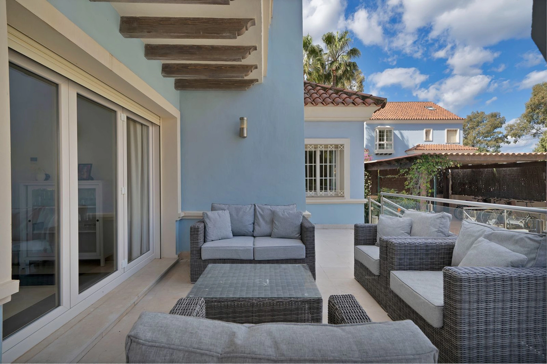 Villa for sale in Marbella - Puerto Banus