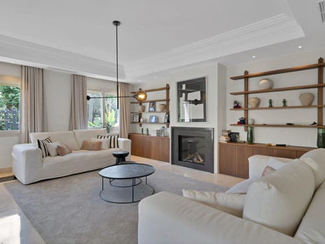 Villa for sale in Marbella - Puerto Banus