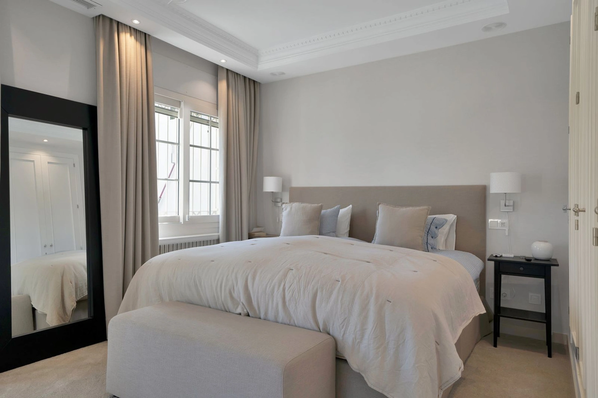Villa for sale in Marbella - Puerto Banus