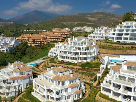 Ground Floor Apartment for sale in Nueva Andalucia, Marbella