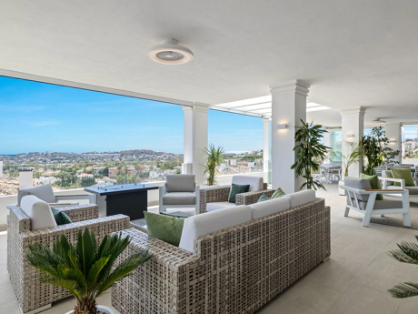 Ground Floor Apartment for sale in Nueva Andalucia, Marbella