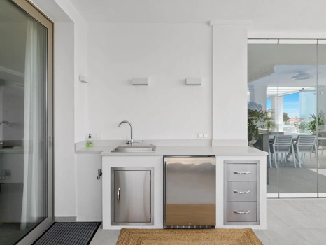 Ground Floor Apartment for sale in Nueva Andalucia, Marbella