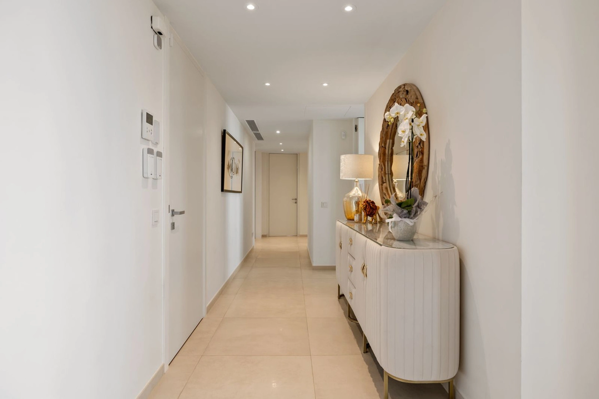 Ground Floor Apartment for sale in Nueva Andalucia, Marbella