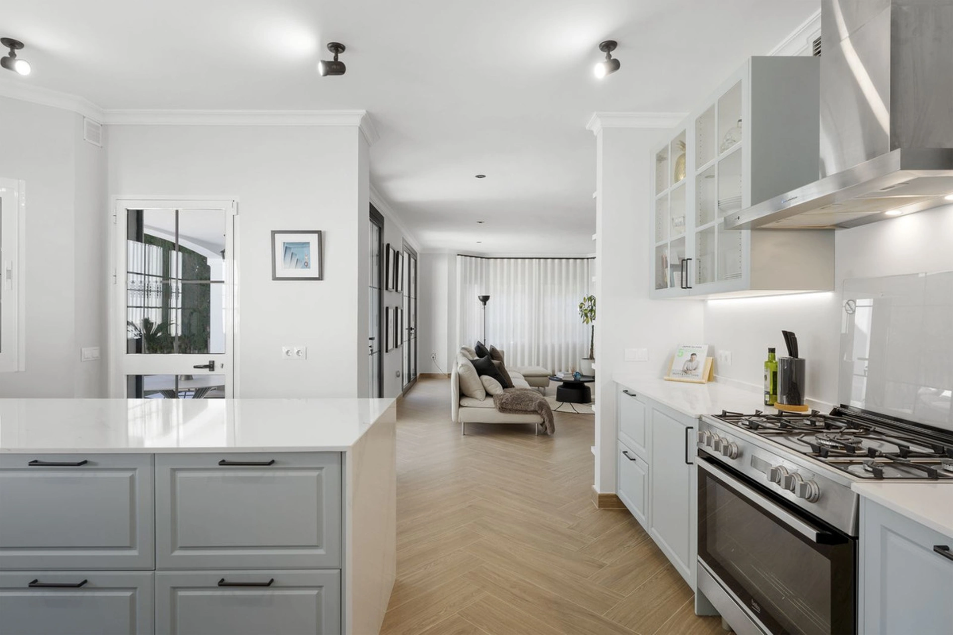 Villa for sale in Mijas Golf, Mijas Costa