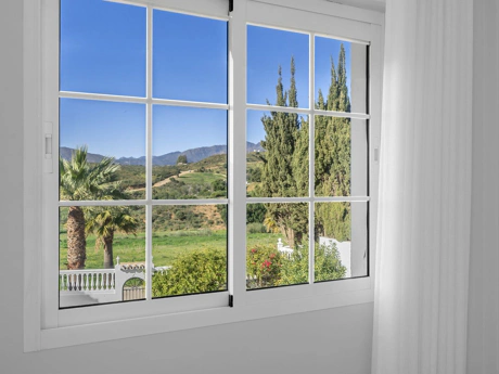 Recently Renovated 4-Bedroom Villa with Private Pool and Garden in Mijas Golf