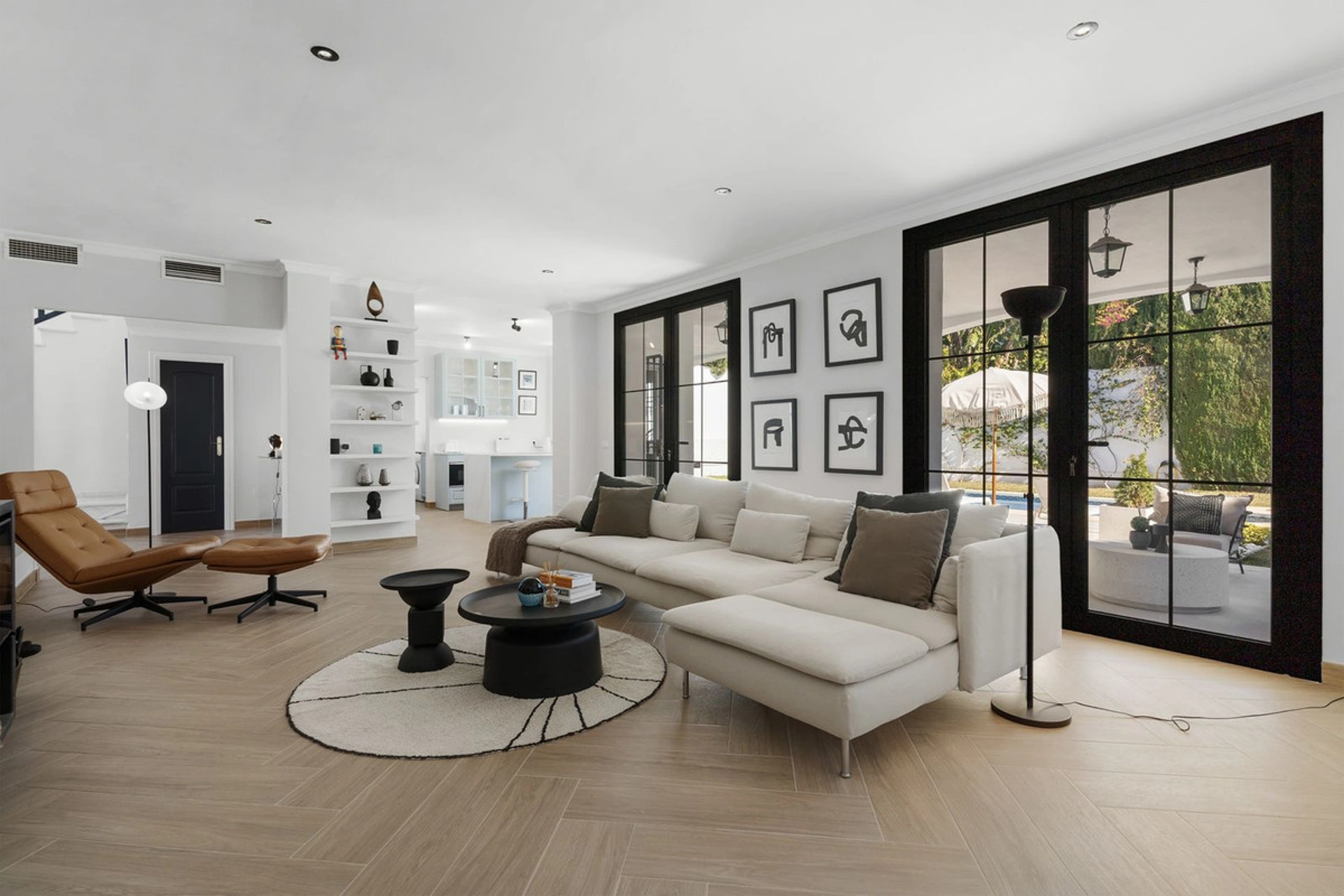 Villa for sale in Mijas Golf, Mijas Costa